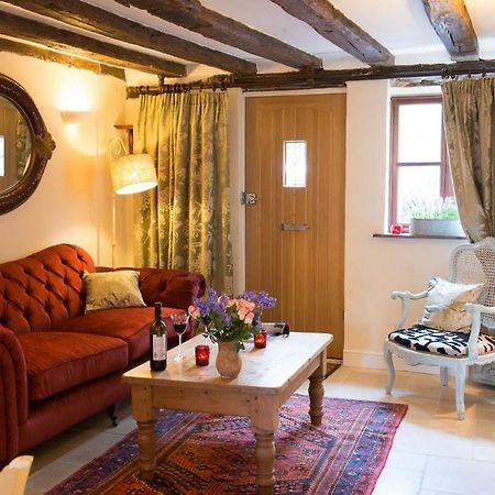 Meddlars A Historic Cottage On The Countryside Edge Of A Vibrant Market Town Hadleigh  Εξωτερικό φωτογραφία