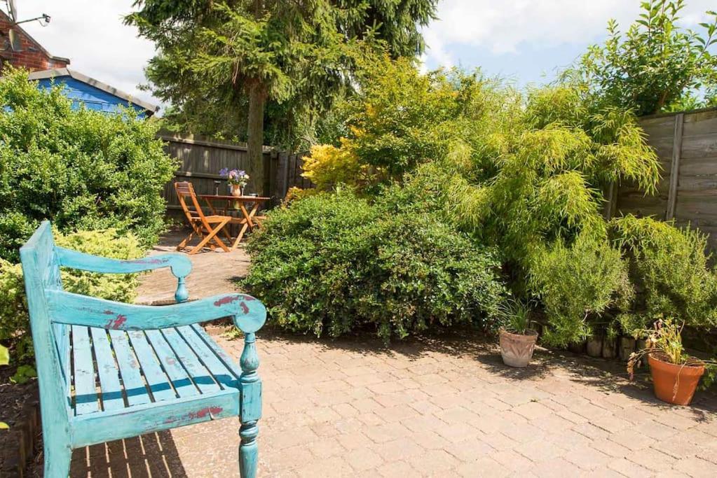 Meddlars A Historic Cottage On The Countryside Edge Of A Vibrant Market Town Hadleigh  Εξωτερικό φωτογραφία